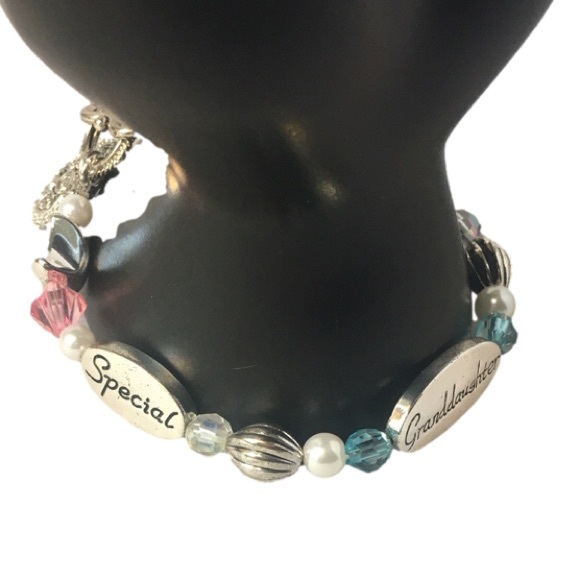 SPECIAL GRANDDAUGHTER HEART AND CHARM BRACELET - Picture 3 of 5